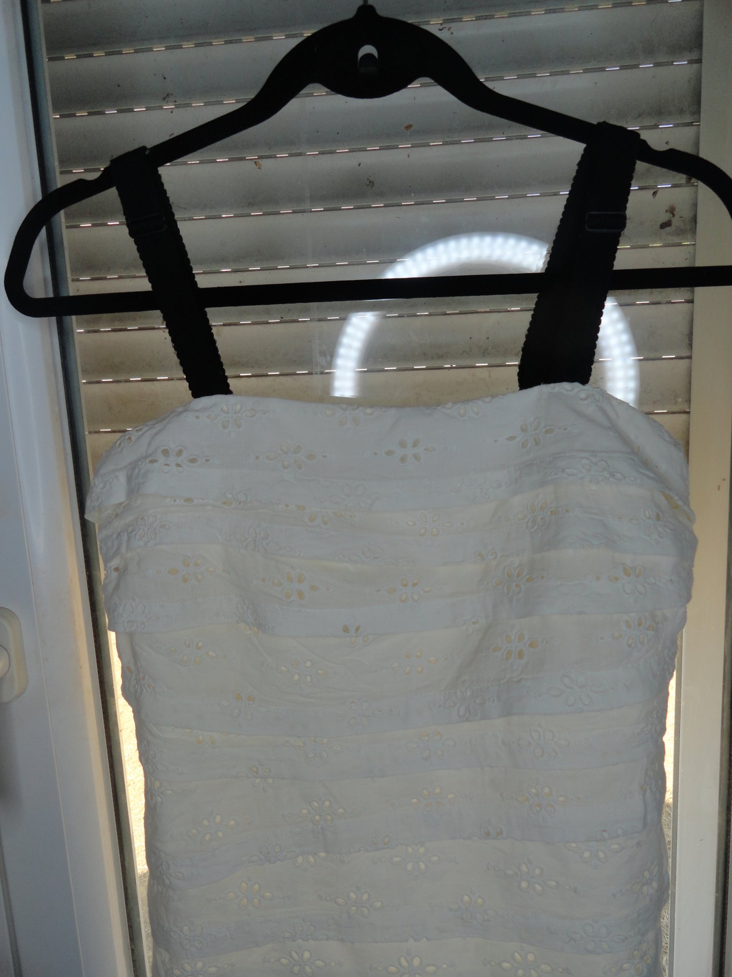 Robe Sandro taille 1 – blanche, chic et intemporelle