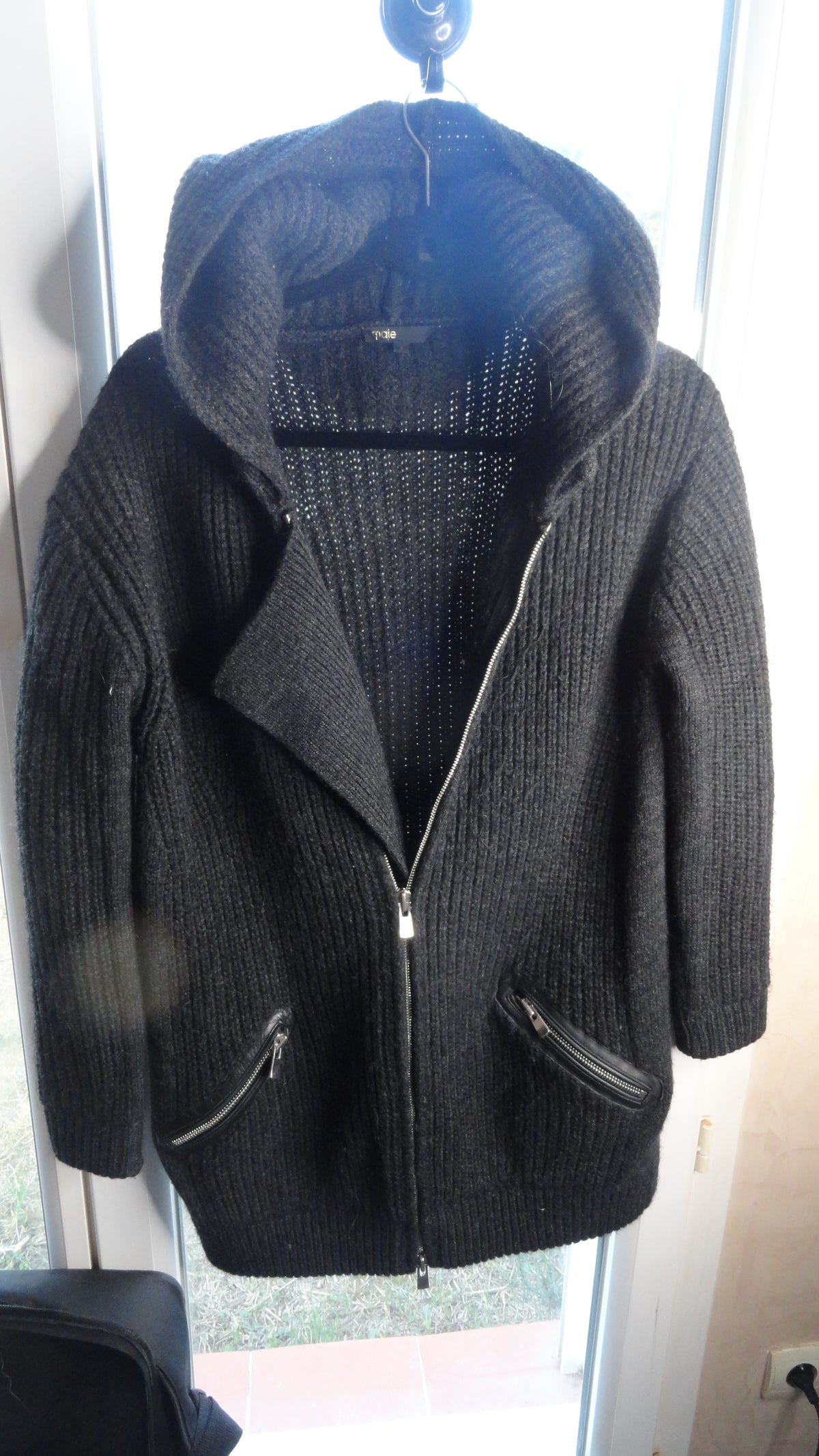 OVERSIZED MODELE Doctrine ALPAGA 40%ET LAINE  15% EN GRIS FONCE ANTRACITE MARQUE :MAJE 